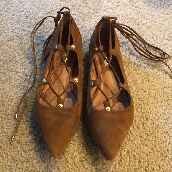 Halogen Flats - Picture 1 of 4